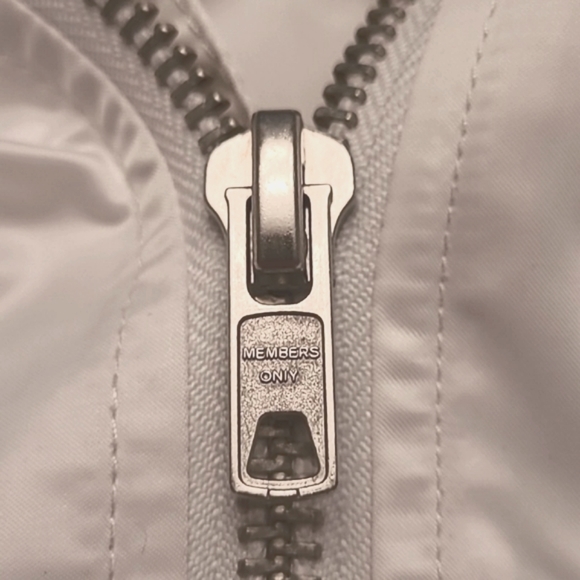 Members Only White Satin 3/4 Length - Picture 10 of 12